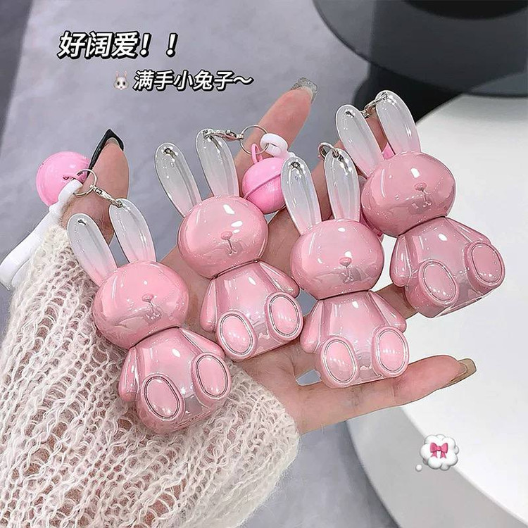 رژ لب خرگوشی زنگوله دار Gege Bear